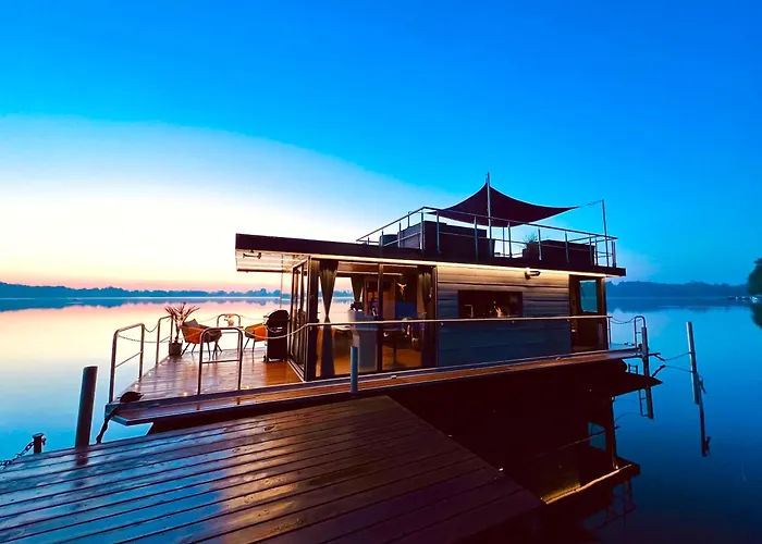 Seezeit- Schwielochsee- Hausboot