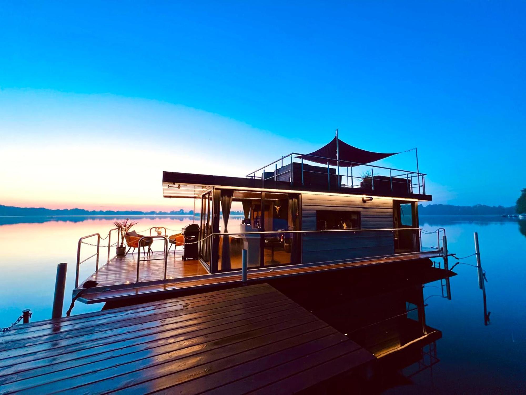 Botel Seezeit- Schwielochsee- Hausboot *