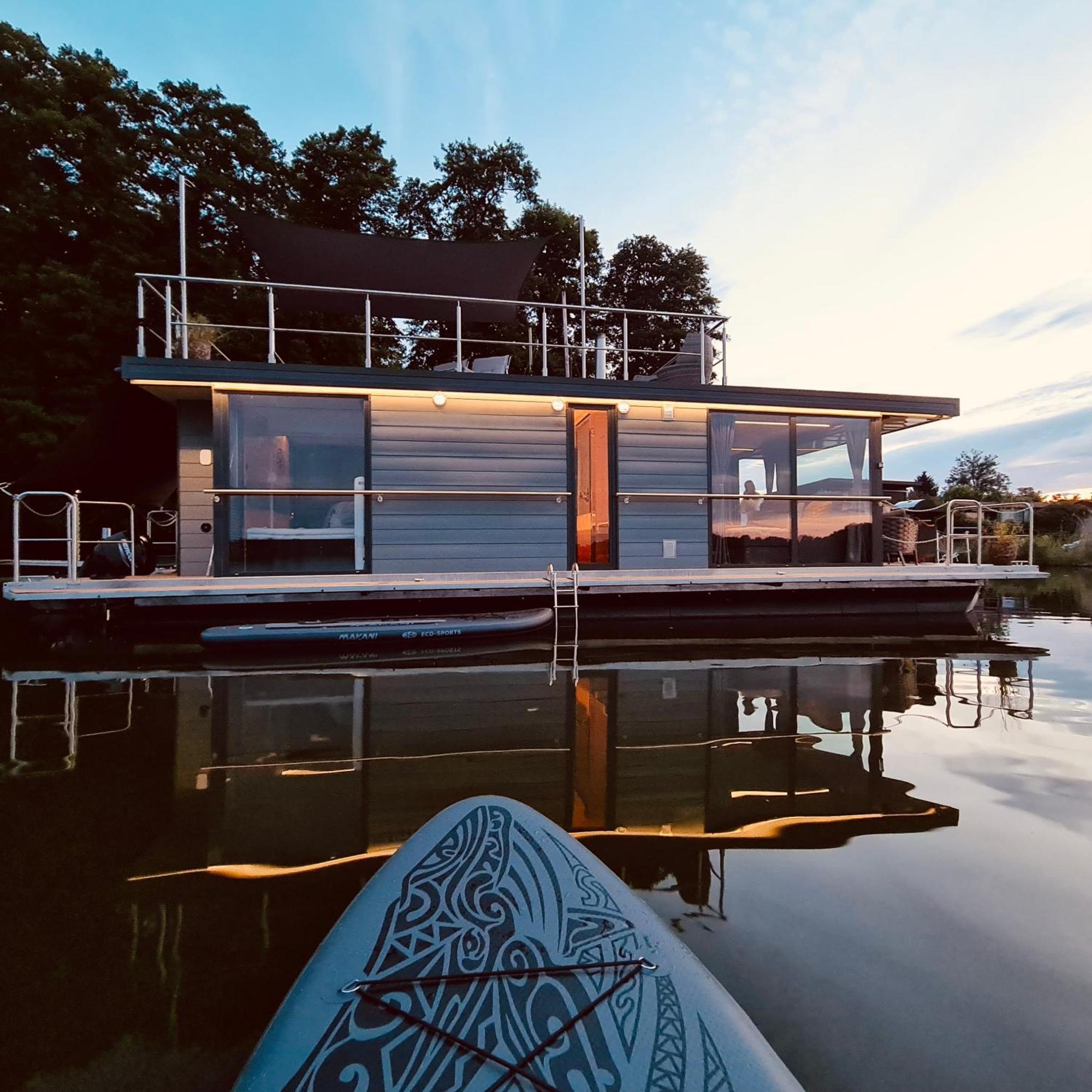 Seezeit- Schwielochsee- Hausboot Botel *