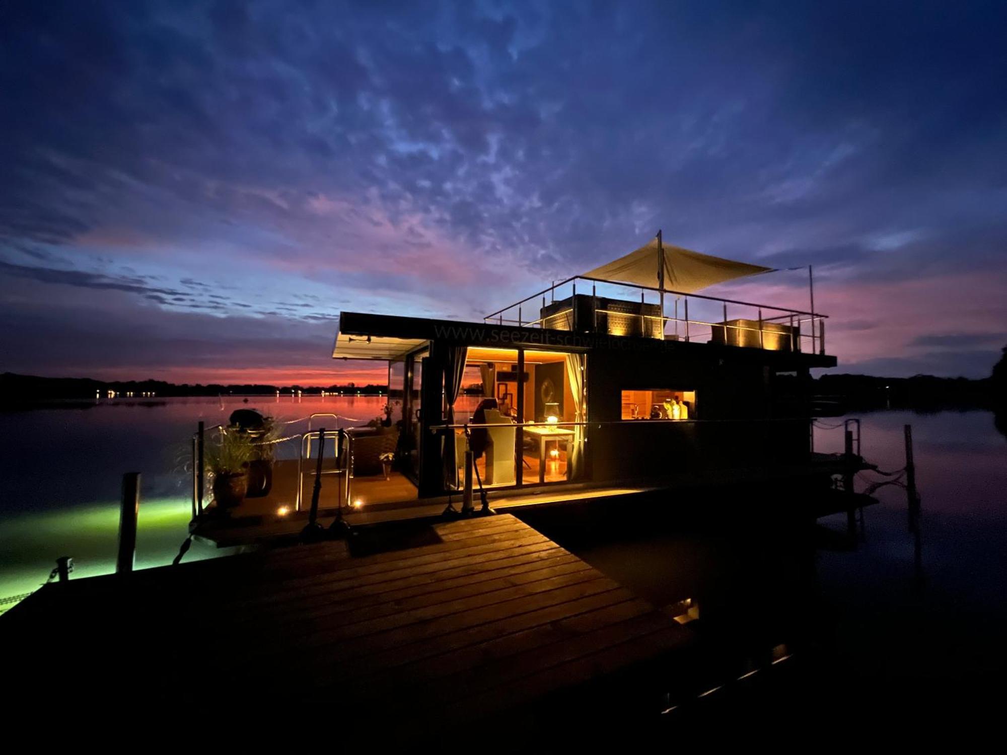 Seezeit- Schwielochsee- Hausboot Botel