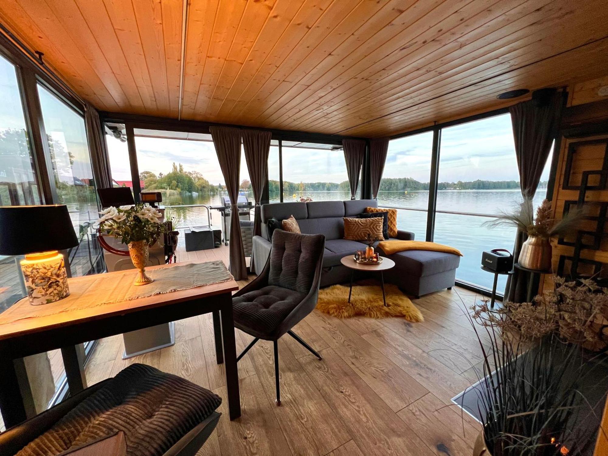 Seezeit- Schwielochsee- Hausboot Botel *